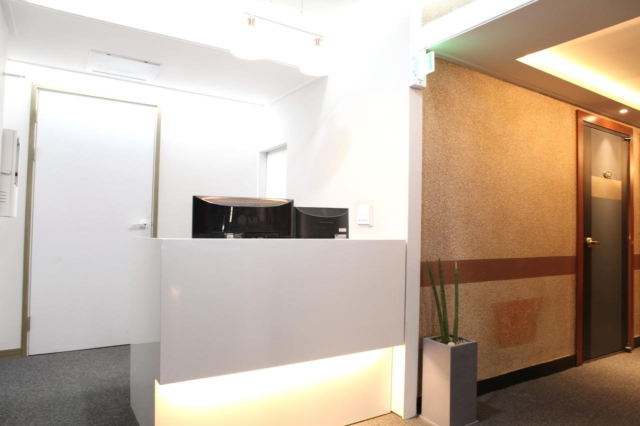 Charm Hotel Seoul Exterior photo