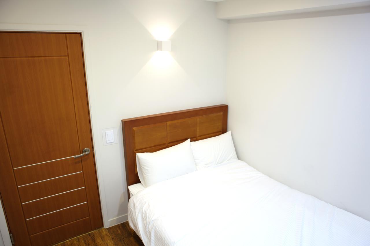 Charm Hotel Seoul Exterior photo